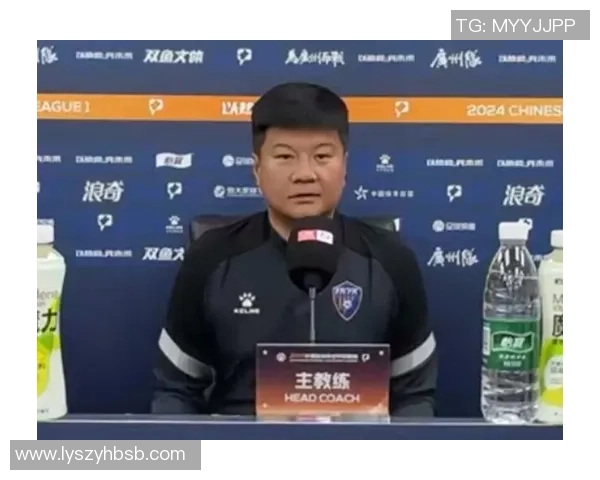 李金羽：从足球场上的锋芒毕露到教练生涯的蜕变与探索