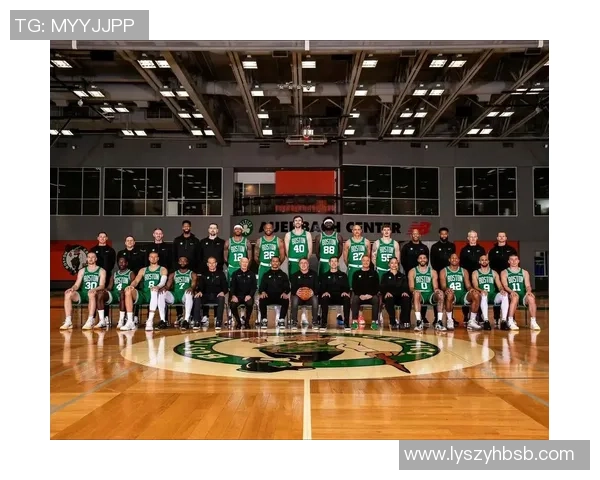 波士顿凯尔特人全力迎战劲敌 锁定季后赛席位决战在即