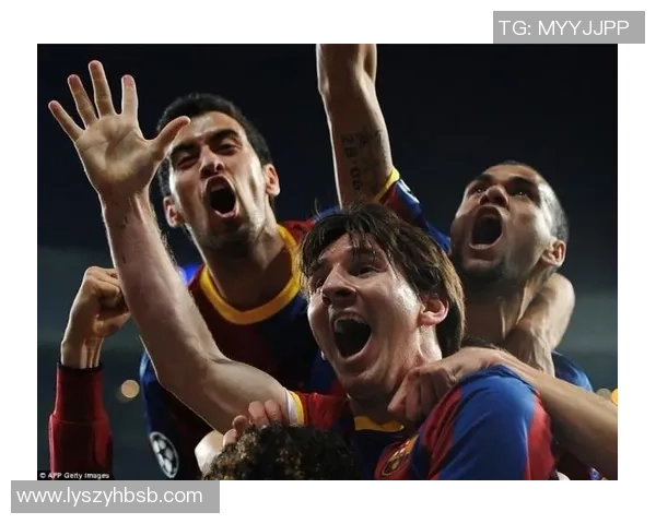 皇马与巴萨世纪对决再燃战火巅峰之夜谁能称霸绿茵舞台 皇马与巴萨世纪对决再燃战火巅峰之夜谁能称霸绿茵舞台