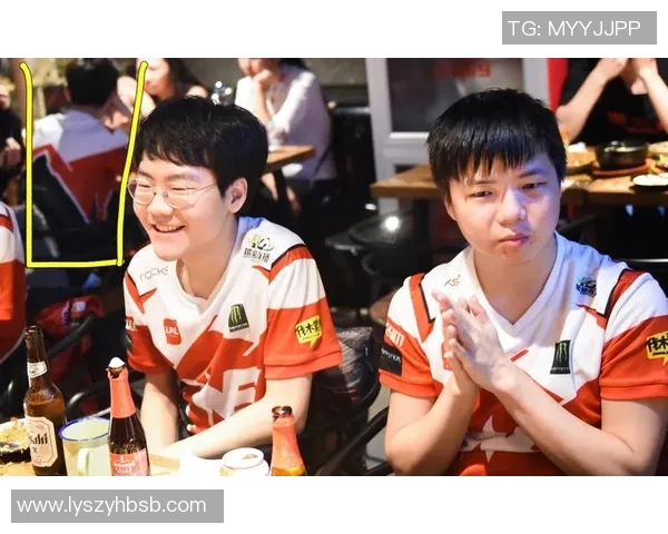 100T战队与HLE展开激烈对决谁能在这场比赛中脱颖而出赢得胜利